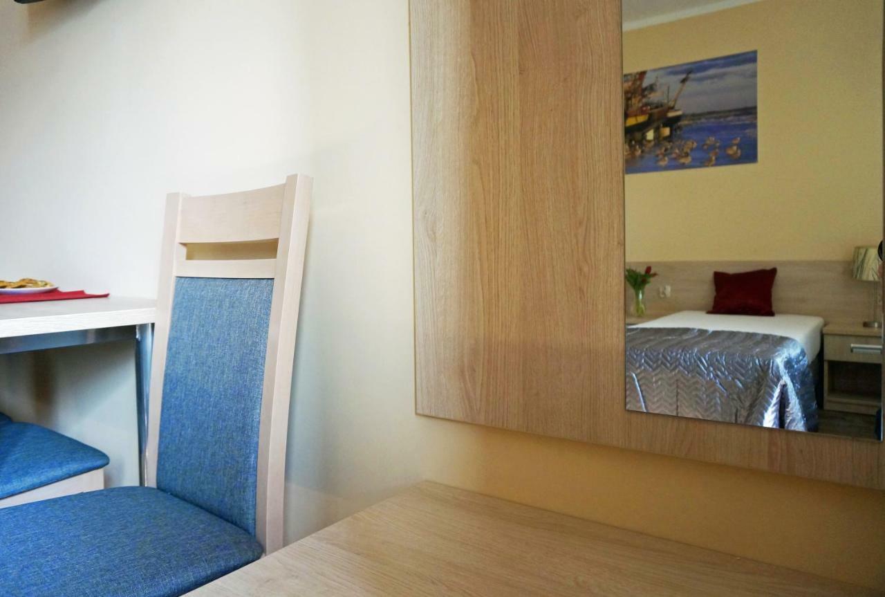 Osrodek Rodzinny "Pod Wydmami" Przy Plazy , Plac Zabaw , Rowery Sarbinowo Exterior photo